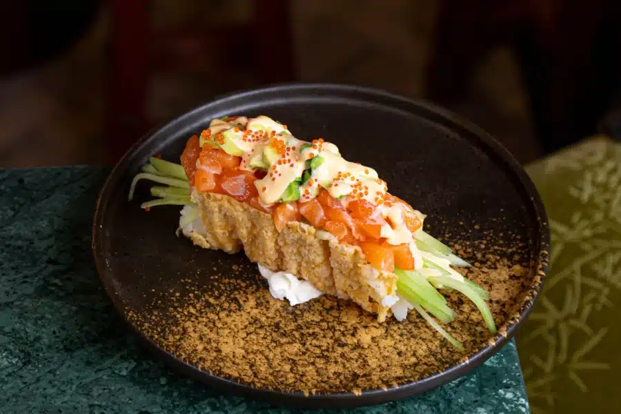 ¿Cena con amigos o familia? Prueba el buffet a la carta en Heron City Valencia